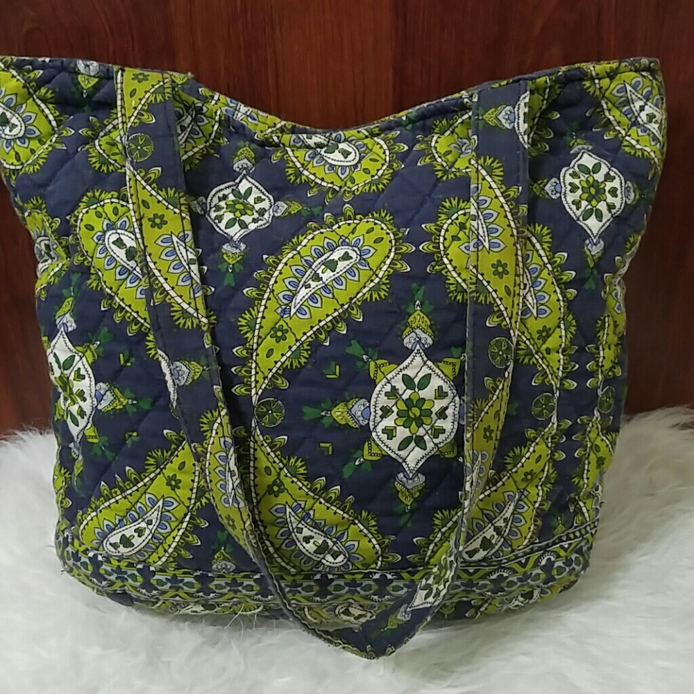 Navy and lime paisley quilted shoulder bag